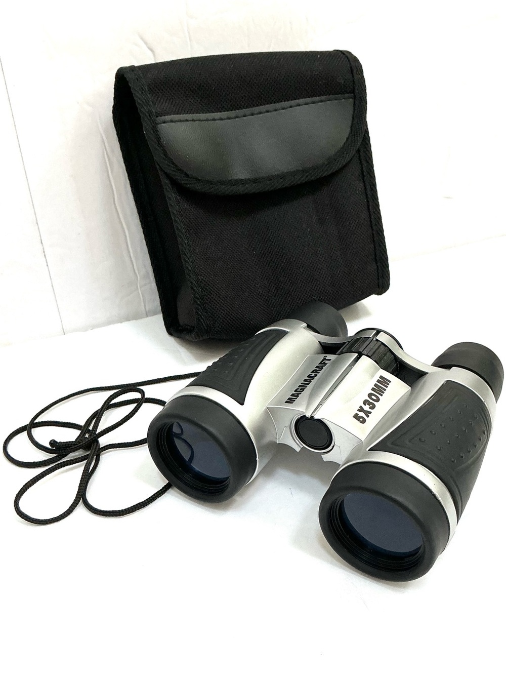 MAGNACRAFT 5×30 BINOCULARS in Silver and Black with Carry Case